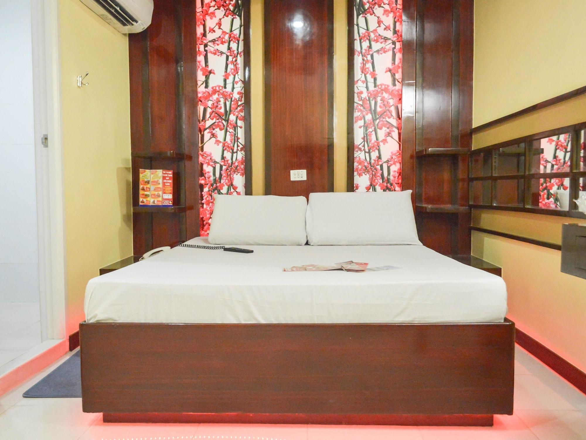 Hotel Sogo Pasay Wood Street Buitenkant foto