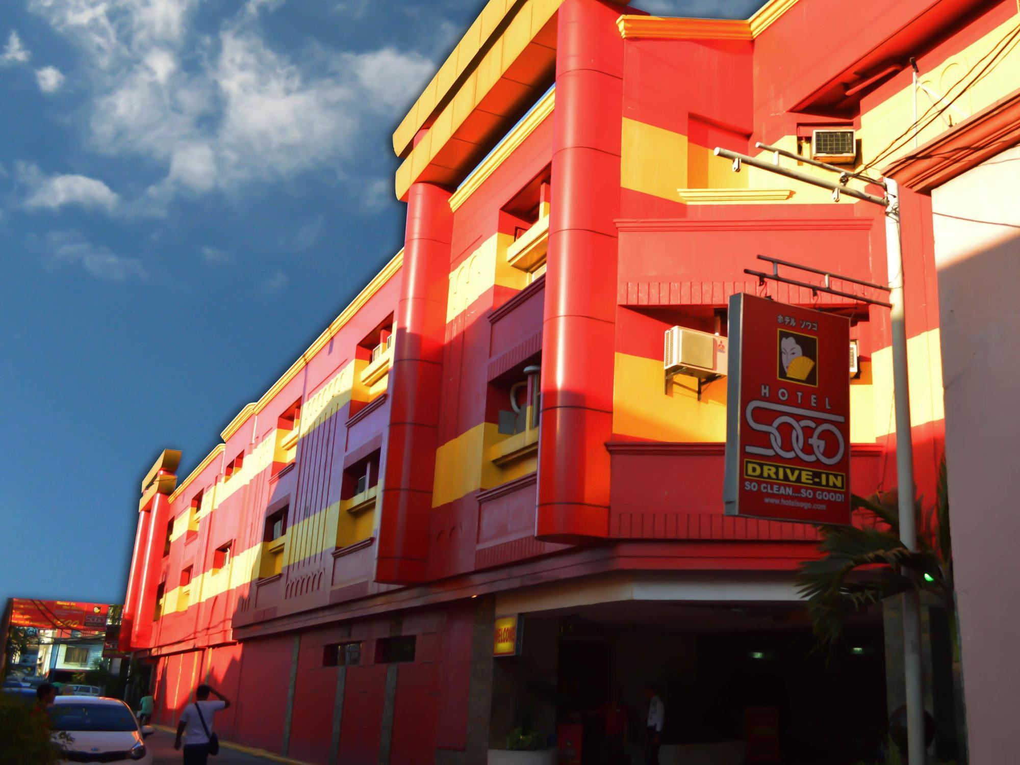 Hotel Sogo Pasay Wood Street Buitenkant foto