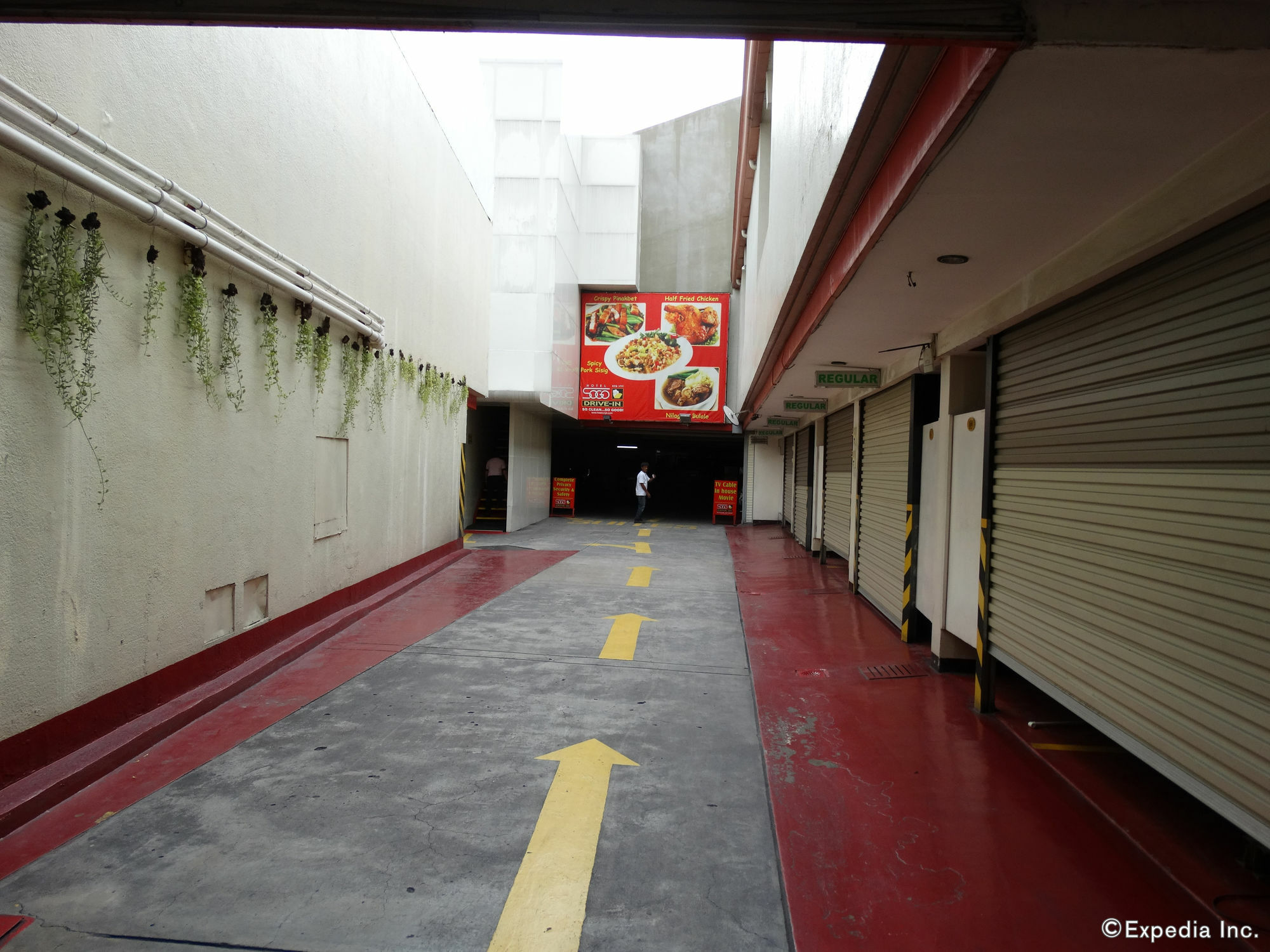 Hotel Sogo Pasay Wood Street Buitenkant foto